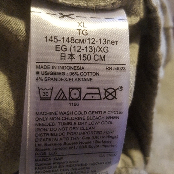 Gap girls size 12 cropped gray pants - Picture 3 of 3